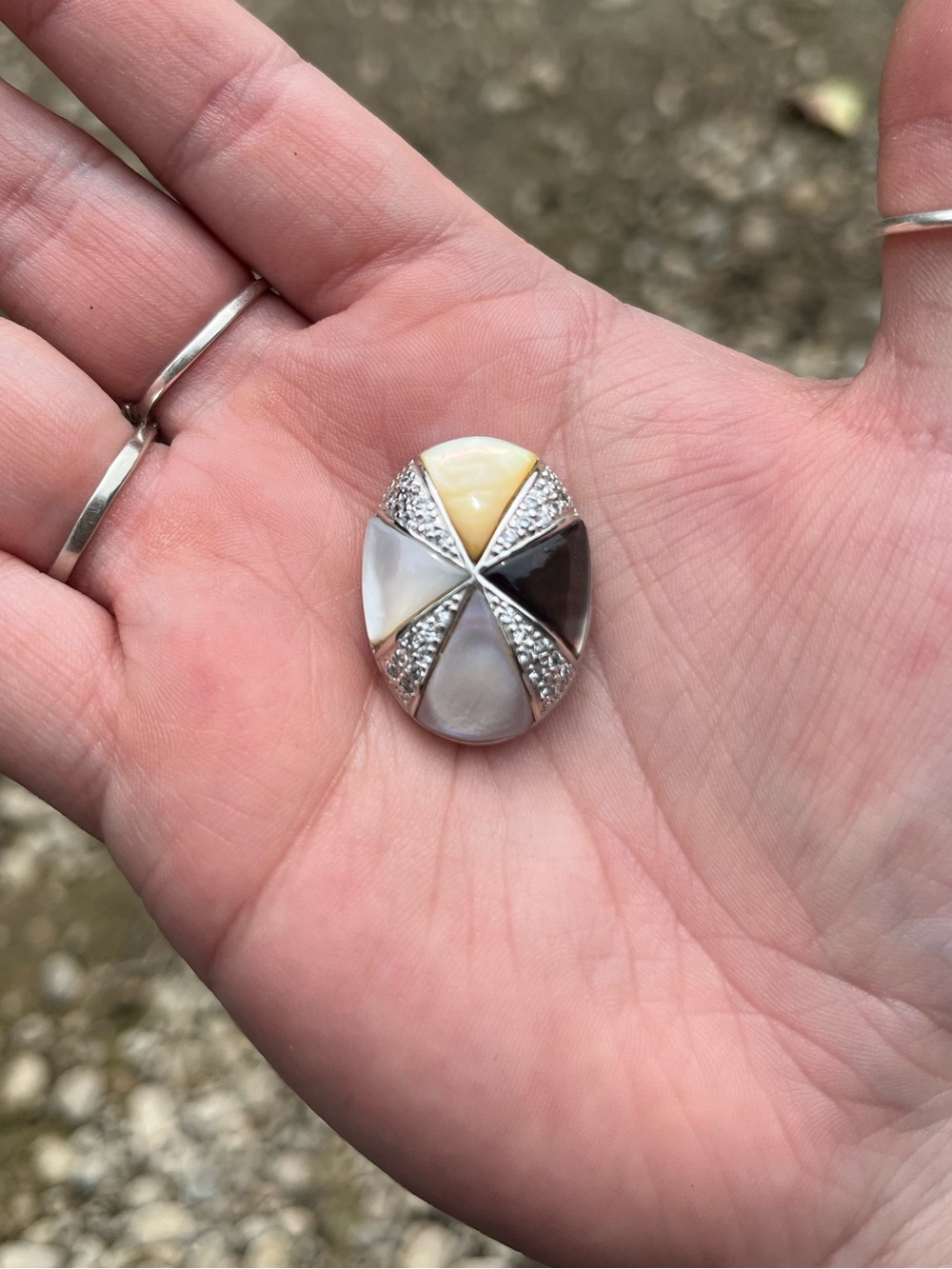 Mother of pearl pendant